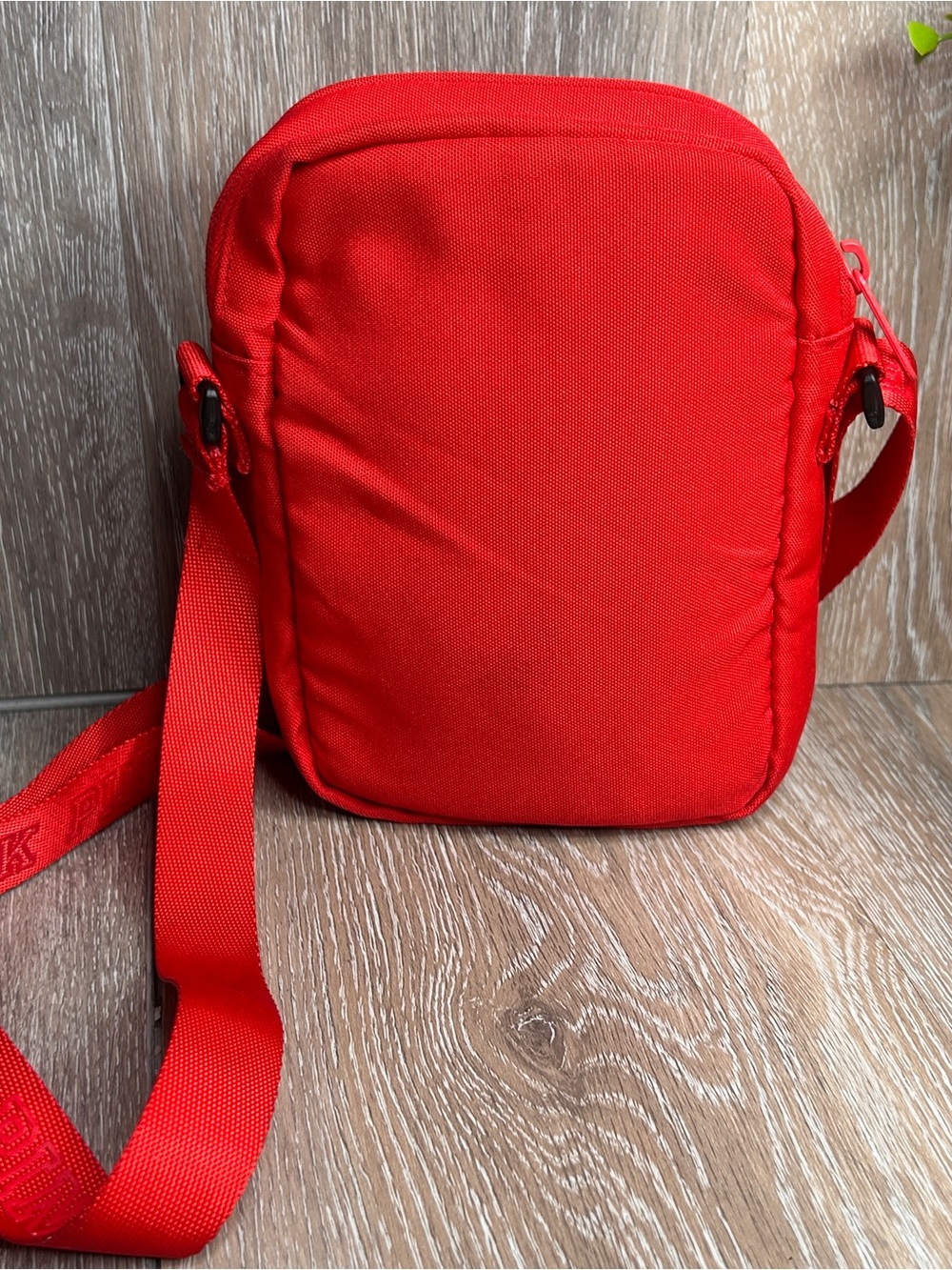 PINK Victoria's Secret Red Crossbody Bag Adjustable Strap Mini Shoulder Bag - Picture 3 of 6